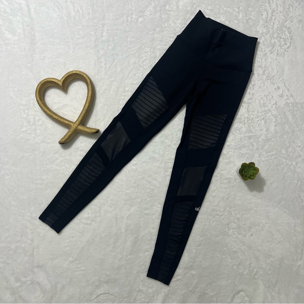 ALO Yoga Black Leggings